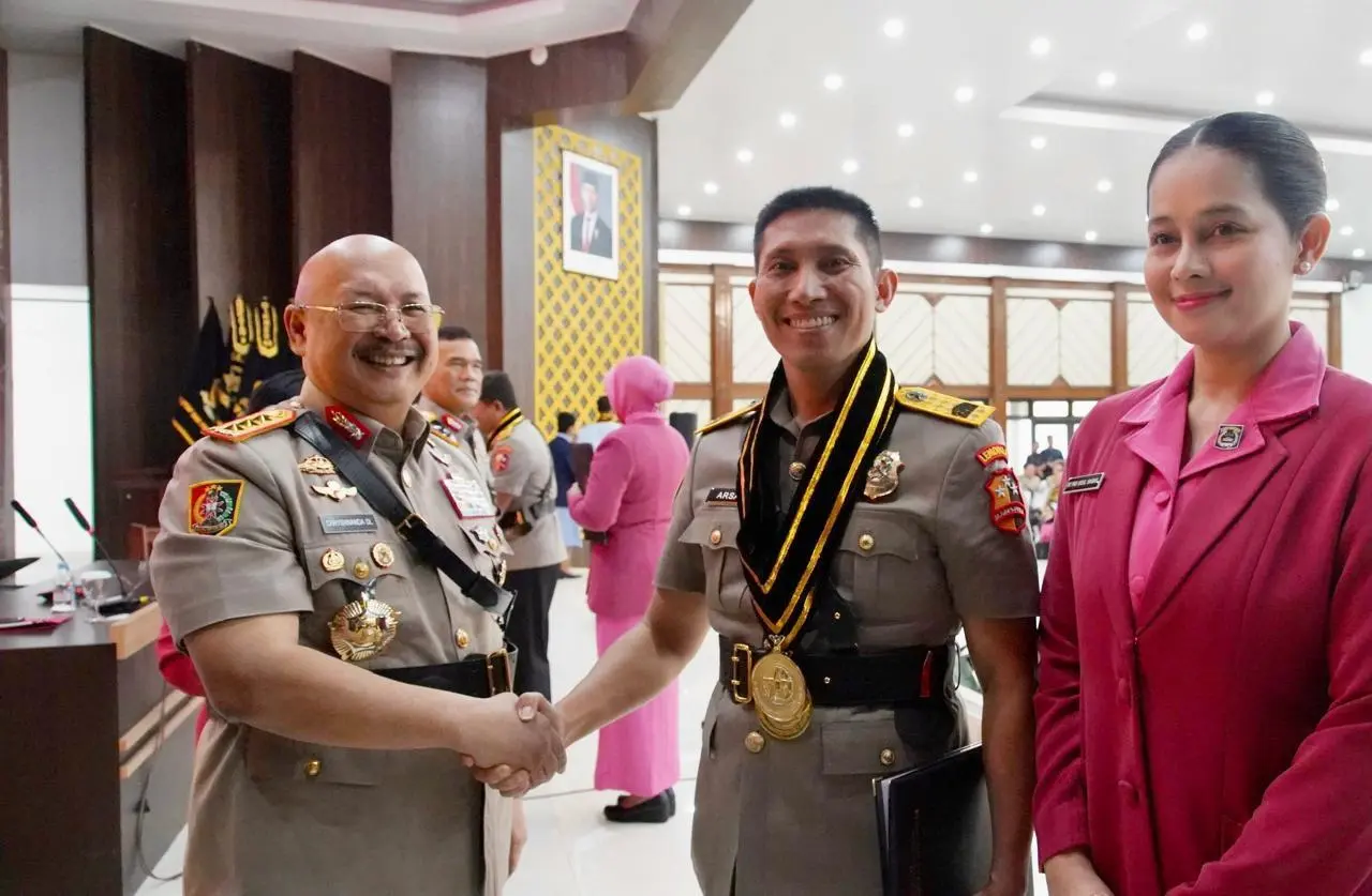 Dari BI-Fast ke Blockchain Global: Membaca Blueprint Penegakan Hukum dalam NASTRAP Terbaik Sespimti Polri