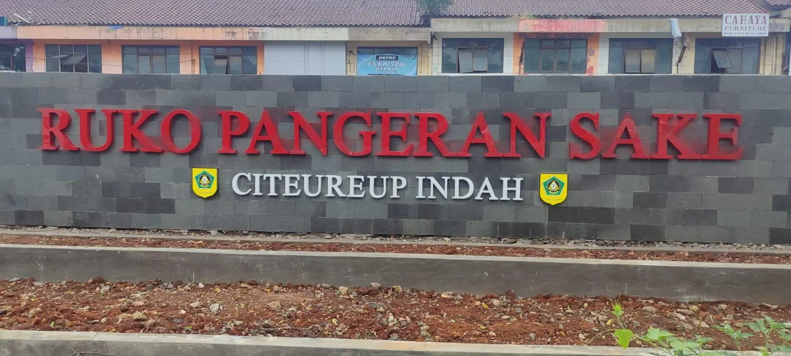 Citeureup Berbenah: Pemkab Bogor Bangun Area PKL dan Perbaiki Drainase Ruko